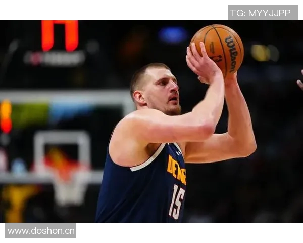 约基奇下半场状态低迷投篮命中率惨淡三分球更是颗粒无收