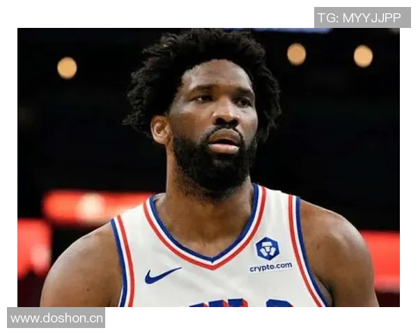 恩比德上半场表现稳定8投5中贡献14分1篮板3助攻1盖帽